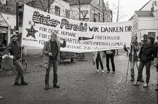 1983 Bremen-Vegesack 1983 Bremen-Vegesack, Demonstration der Revolutionären Zellen Helgoland. 